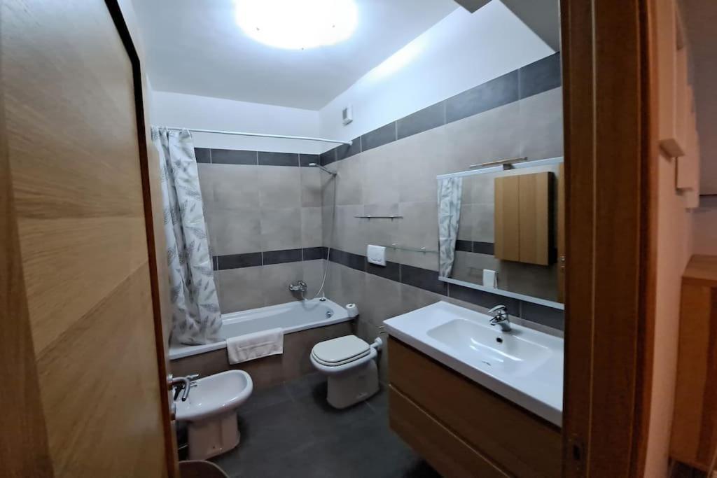 Appartamento Le Vele Fiumicino Extérieur photo